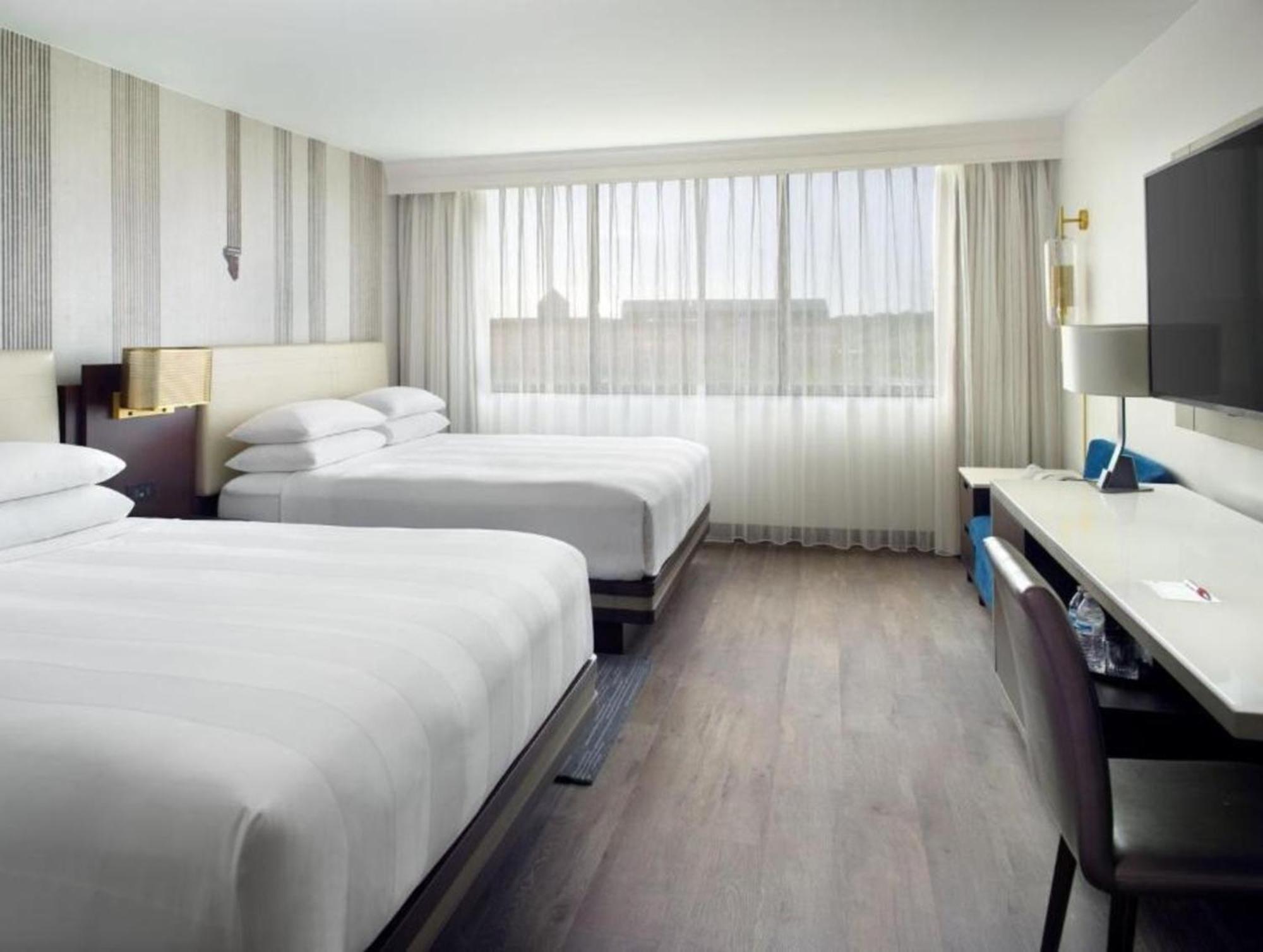 Marriott Kansas City Overland Park Exterior foto